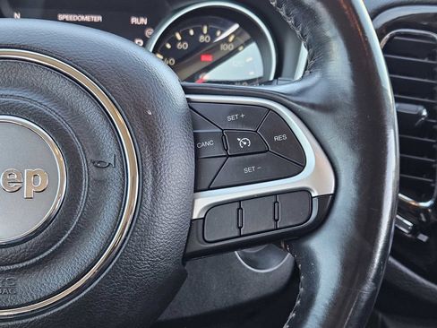 Used 2020 Jeep Compass Limited image 27