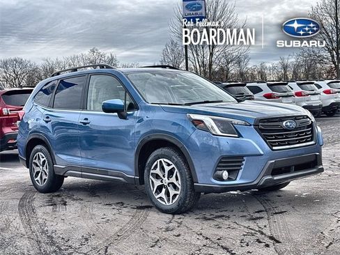 Used 2023 Subaru Forester Premium image 1