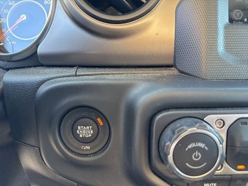 Used 2020 Jeep Gladiator Sport w/ Quick Order Package 24S image 20