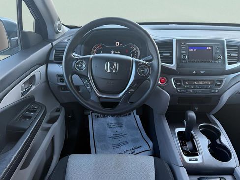 Used 2017 Honda Ridgeline RTS image 12