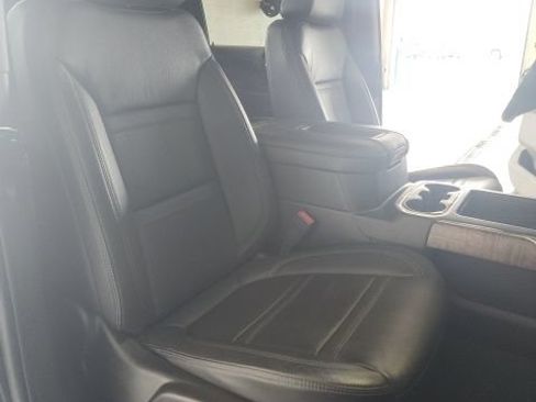 Used 2021 GMC Sierra 2500 Denali AWD/4WD image 16