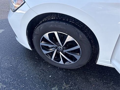 Used 2023 Volkswagen Jetta S image 34