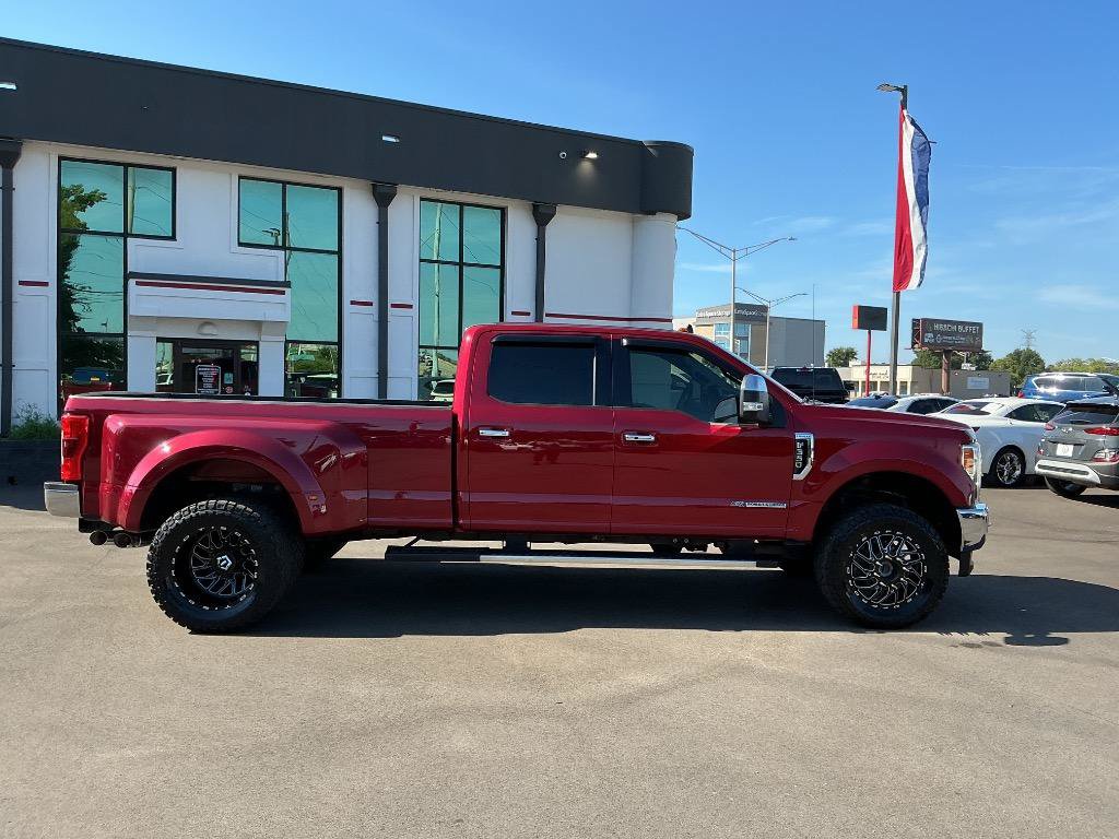 Used 2019 Ford F350 Lariat w/ Lariat Ultimate Package AWD/4WD image 8