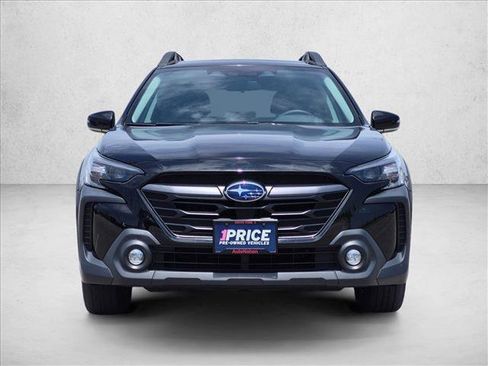Used 2024 Subaru Outback Premium AWD/4WD image 2