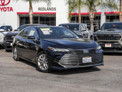 Certified 2022 Toyota Avalon XLE w/ Moonroof Package