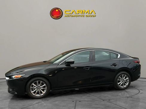 Used 2021 MAZDA MAZDA3 s image 2