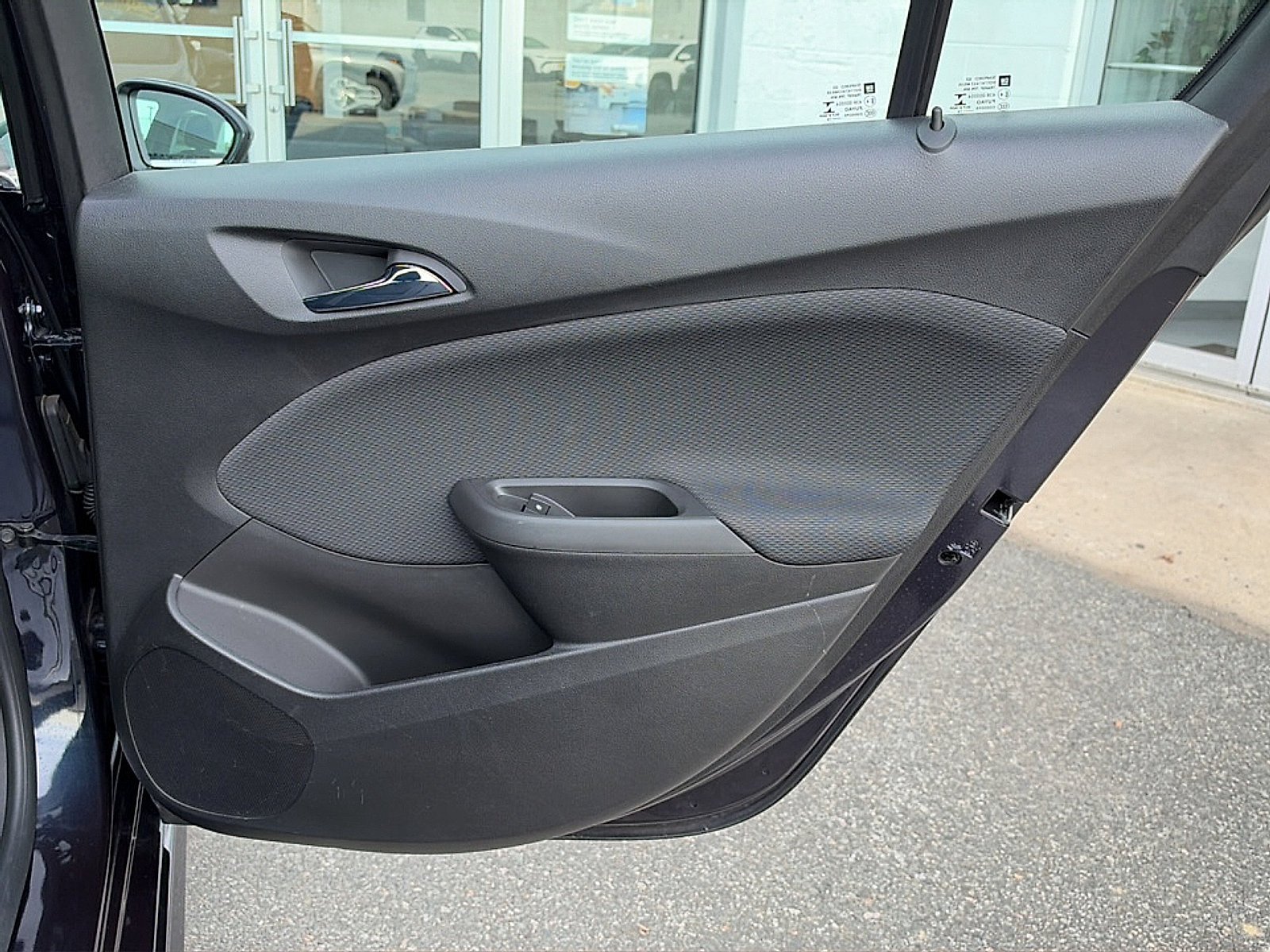 Used 2016 Chevrolet Cruze LT w/ Convenience Package FWD image 21