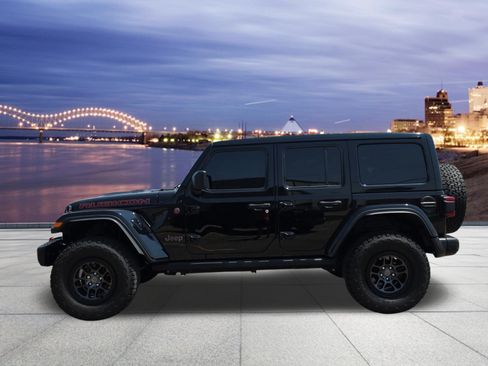 Used 2021 Jeep Wrangler Unlimited Rubicon w/ Xtreme Recon 35" Tire Package AWD/4WD image 2
