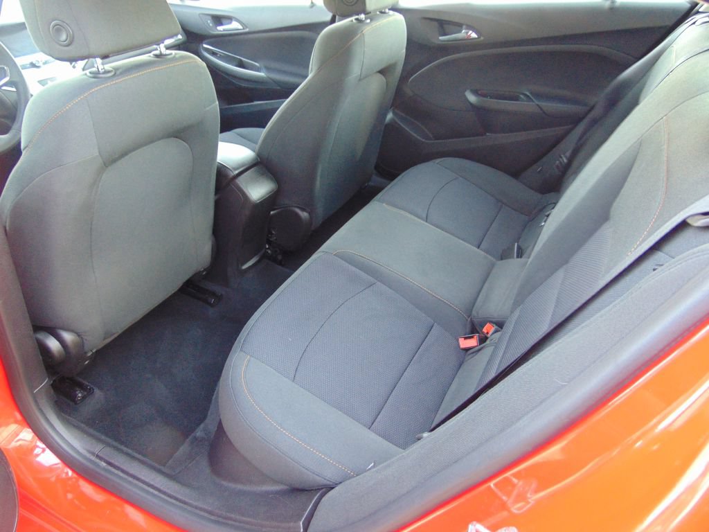 Used 2016 Chevrolet Cruze LS FWD image 3