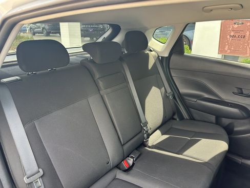 Used 2025 Hyundai Kona SEL AWD/4WD image 32