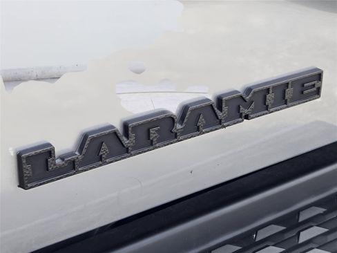 Used 2022 RAM 3500 Laramie AWD/4WD image 12