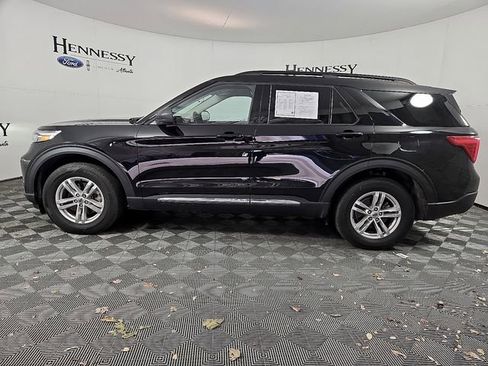 Certified 2023 Ford Explorer XLT w/ Equipment Group 202A image 7