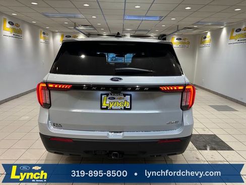 New 2026 Ford Explorer Active image 17