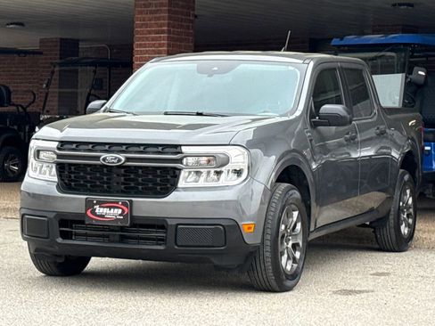 Used 2024 Ford Maverick XLT image 3