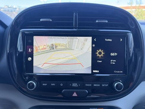 Used 2022 Kia Soul S image 32