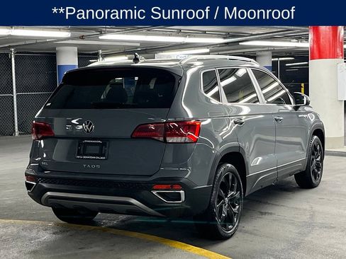 Used 2022 Volkswagen Taos SEL w/ Panoramic Sunroof Package FWD image 6