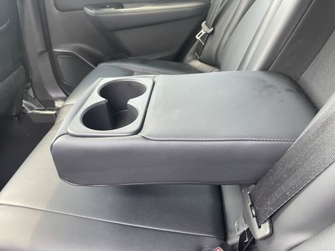 Used 2021 Nissan Rogue SV w/ Premium Package AWD/4WD image 32