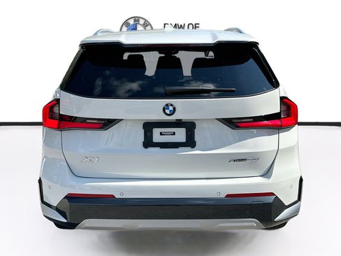 Certified 2023 BMW X1 xDrive28i w/ Convenience Package image 6
