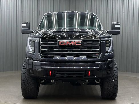 Used 2026 GMC Sierra 2500 AT4 w/ AT4 Premium Plus Package AWD/4WD image 8