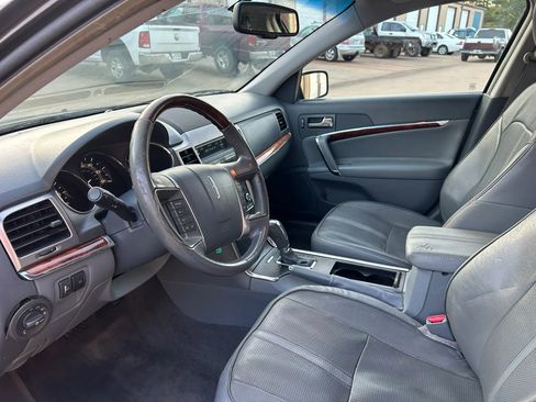Used 2010 Lincoln MKZ FWD image 11