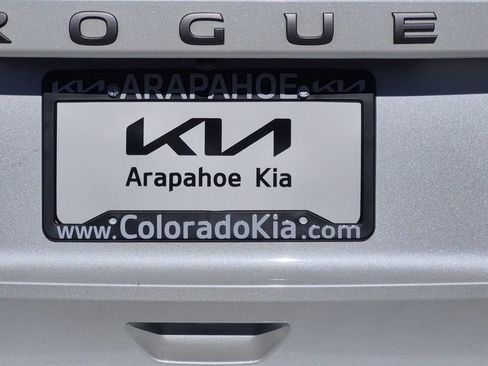 Used 2024 Nissan Rogue SV image 17