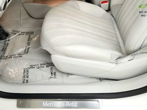 Used 2023 Mercedes-Benz EQS 450+ Sedan image 52