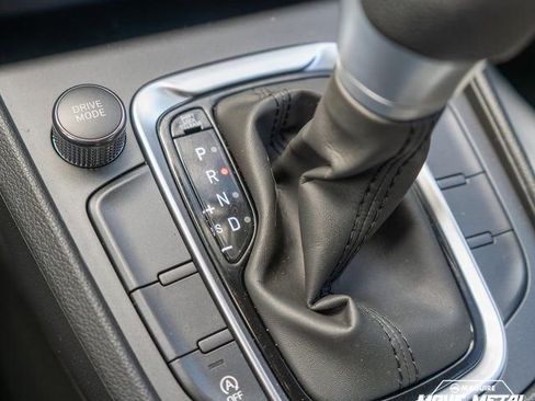 Used 2023 Hyundai Kona SEL image 30