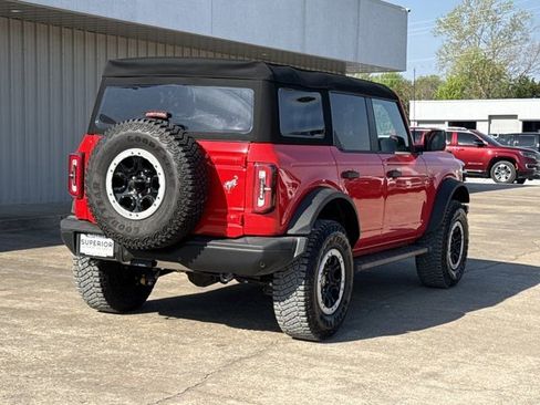 Used 2024 Ford Bronco Badlands w/ Sasquatch Package AWD/4WD image 3