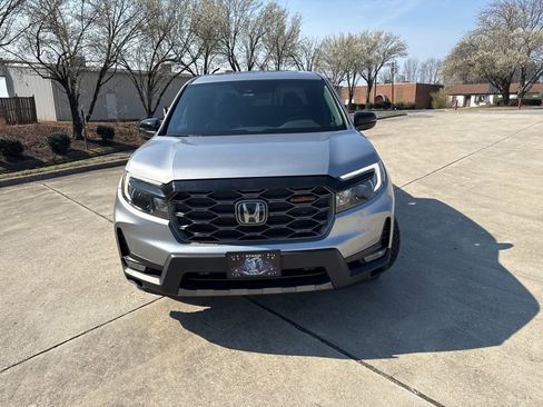 Used 2024 Honda Ridgeline TrailSport image 2