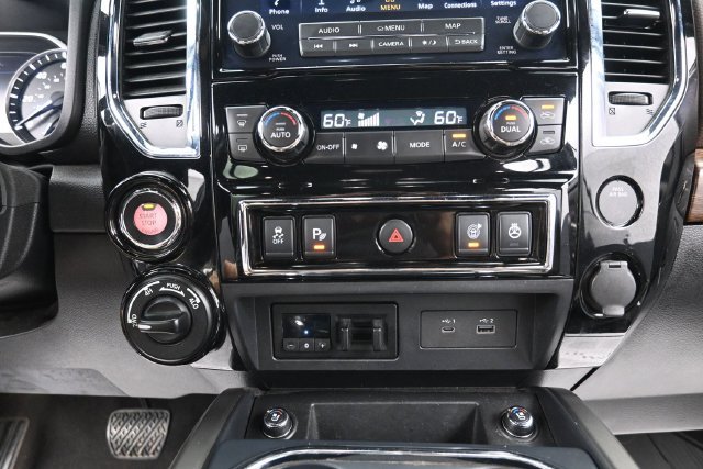 Used 2021 Nissan Titan Platinum Reserve w/ Moonroof Package AWD/4WD image 17