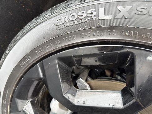 Used 2025 Kia Sorento SX image 13