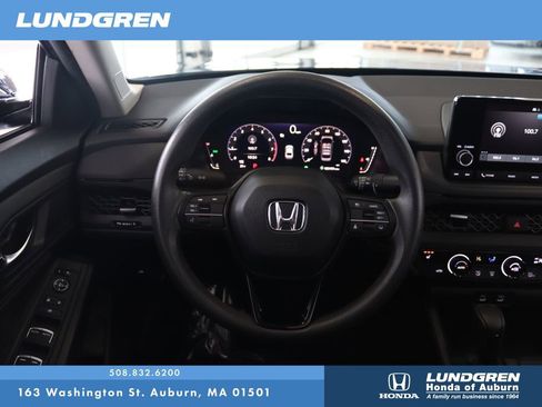 Used 2024 Honda Accord EX image 19