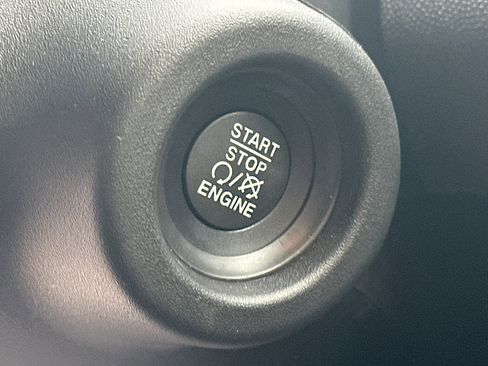 Used 2024 RAM ProMaster 2500 w/ Safety Group image 16