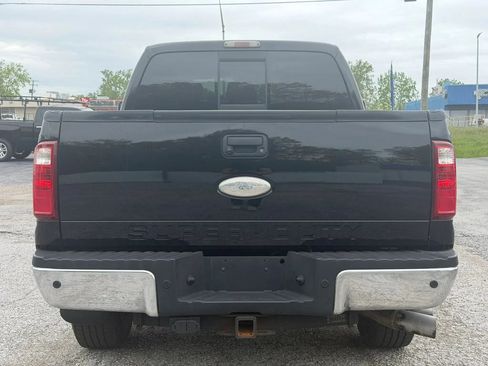 Used 2011 Ford F250 Lariat w/ Lariat Interior Pkg AWD/4WD image 4