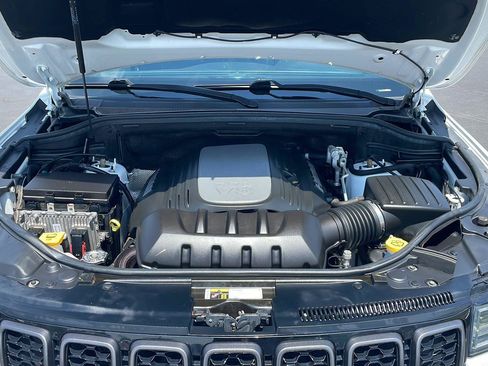 Used 2020 Jeep Grand Cherokee High Altitude AWD/4WD image 9