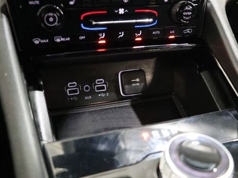 Used 2023 Jeep Grand Cherokee Altitude AWD/4WD image 26