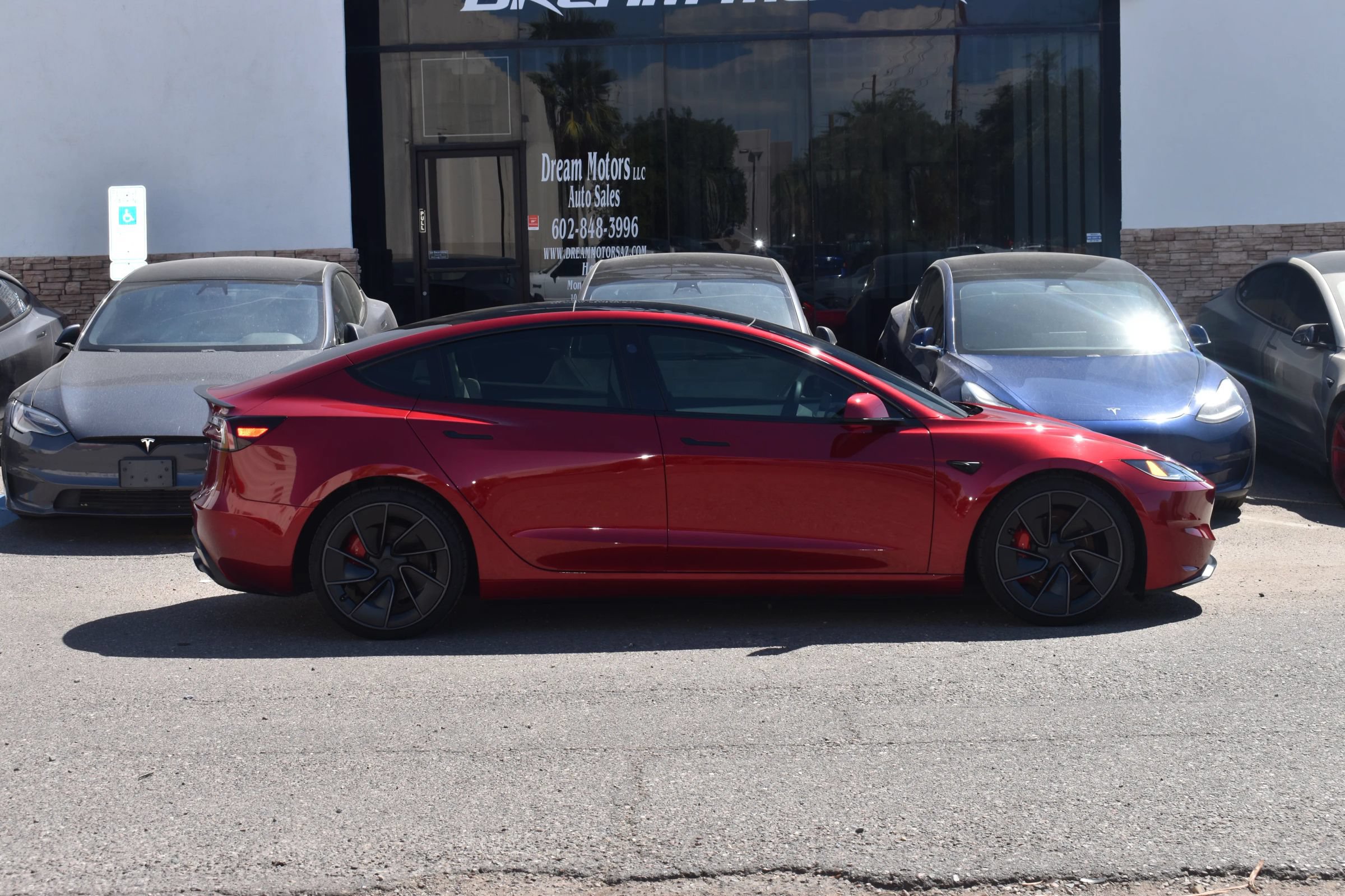 Used 2024 Tesla Model 3 Performance AWD/4WD image 9