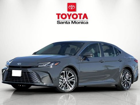 New 2026 Toyota Camry XLE image 6