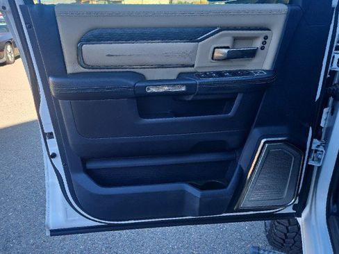 Used 2019 RAM 2500 Limited image 9