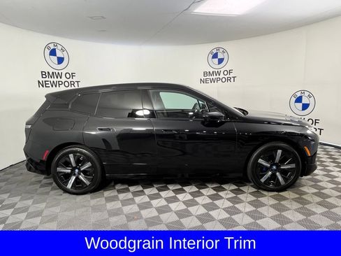 Used 2024 BMW iX xDrive50 w/ Sport Package AWD/4WD image 10