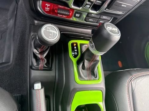 Used 2019 Jeep Wrangler Unlimited Rubicon AWD/4WD image 22