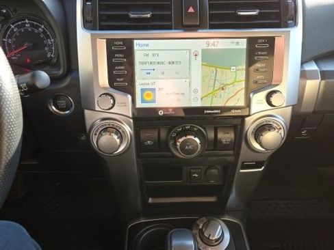 Used 2024 Toyota 4Runner SR5 Premium w/ SR5 Premium Package image 15