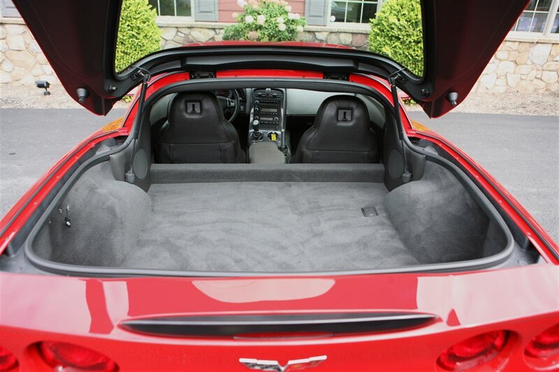 Used 2009 Chevrolet Corvette Z06 w/ Preferred Equipment Group RWD image 23