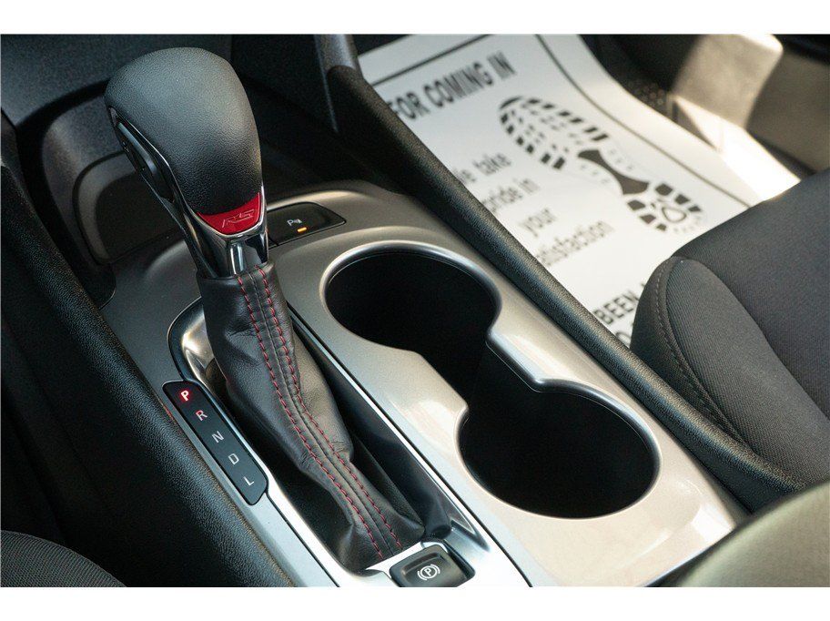 Used 2025 Chevrolet Malibu RS w/ LPO, Floor Liner Package FWD image 22