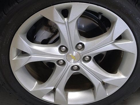 Used 2017 Chevrolet Cruze Premier FWD image 31