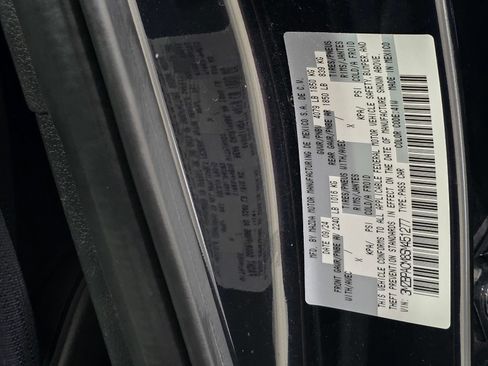 Used 2025 MAZDA MAZDA3 s FWD image 35