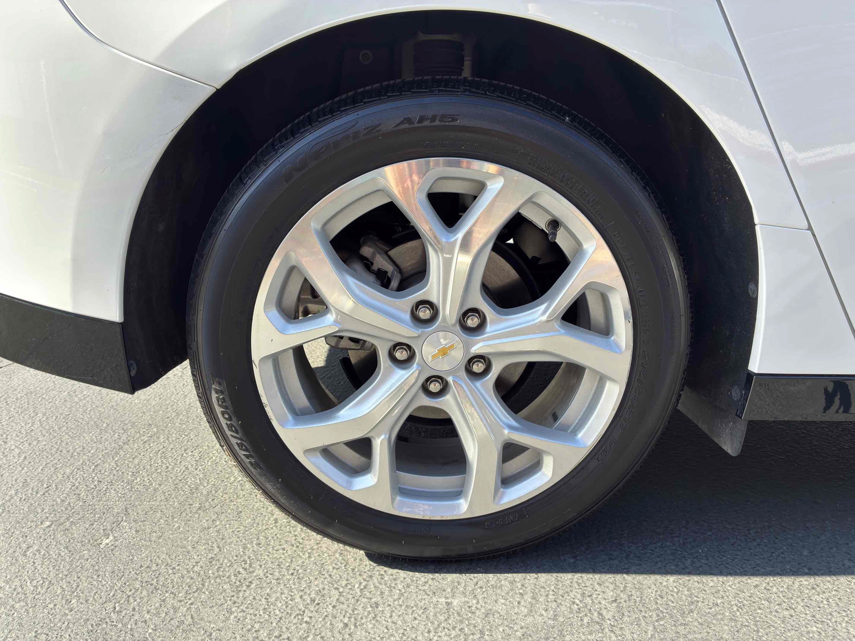 Used 2018 Chevrolet Volt Premier FWD image 13