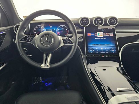 Certified 2025 Mercedes-Benz GLC 300 image 20