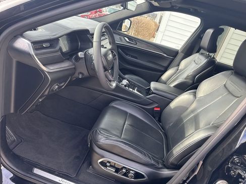 Used 2023 Jeep Grand Cherokee L Overland w/ Luxury Tech Group IV image 26