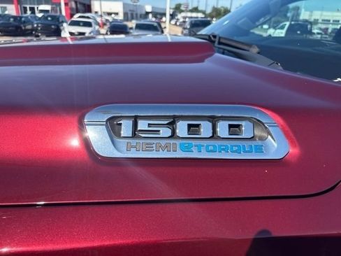 Used 2021 RAM 1500 Limited AWD/4WD image 9